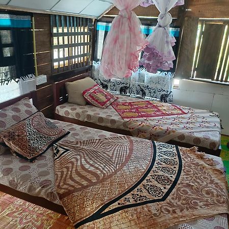 Mamisa Cafe, Home Stay Хабарана Экстерьер фото