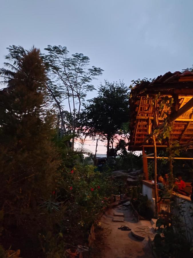 Mamisa Cafe, Home Stay Хабарана Экстерьер фото
